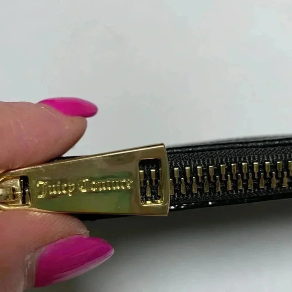 JUICY COUTURE Wristlet,excellent condition. - Picture 3 of 7